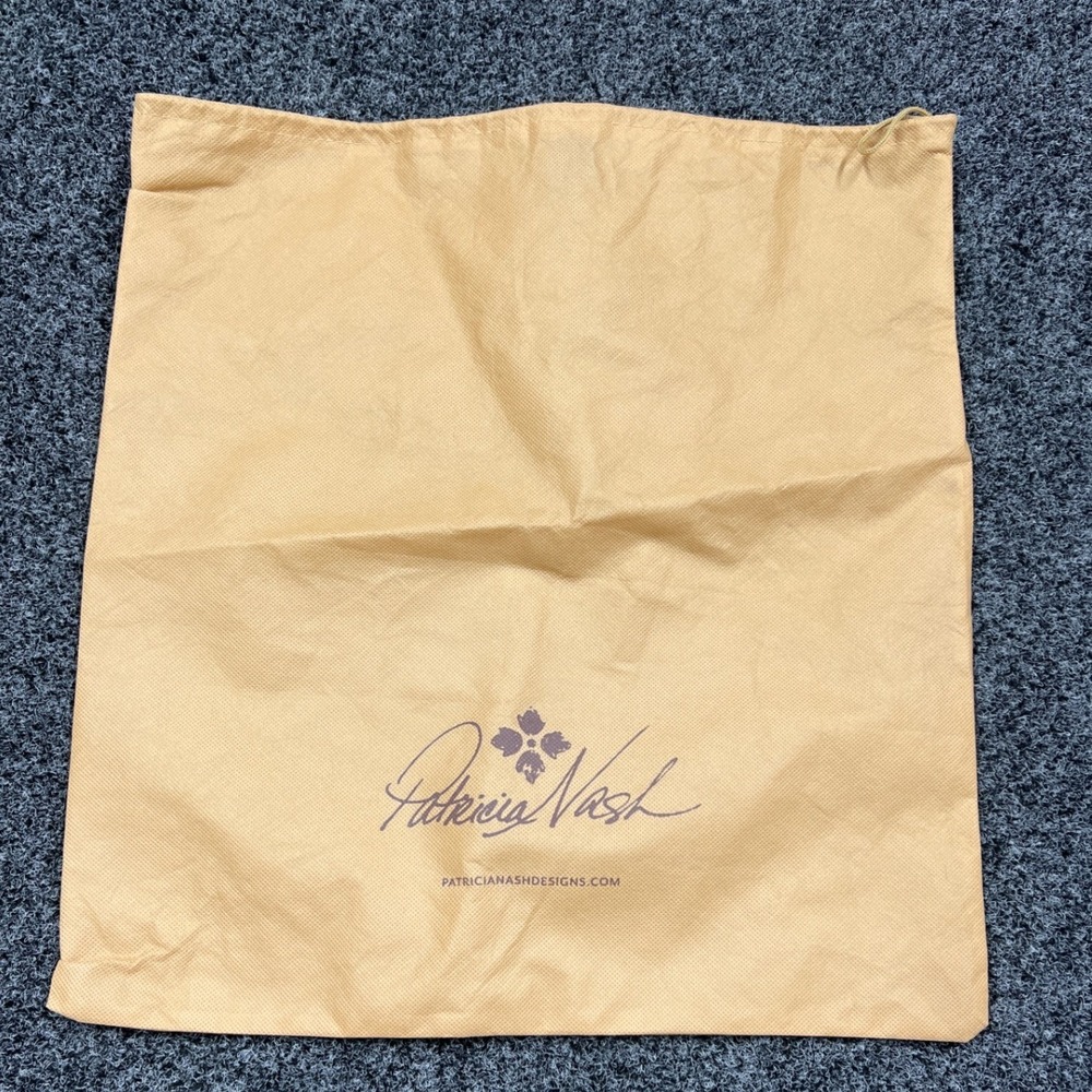 Patricia Nash Tan Large Handbag Dust Bag Protective Storage Pouch 16.5x18 Logo